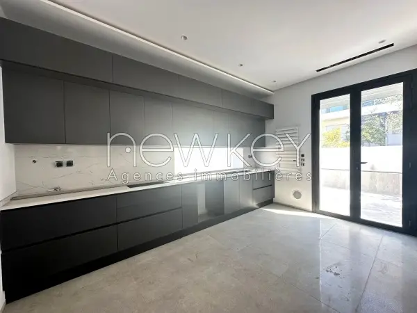 Villa neuve avec piscine à louer au Lac 2 - 3
