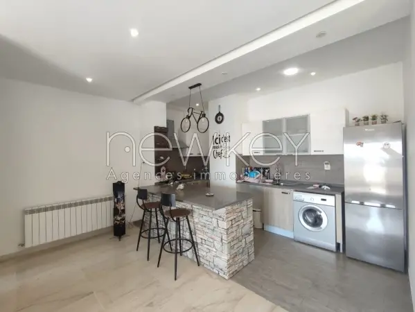Un Bel Appartement S+2 à Louer à La Soukra - 1