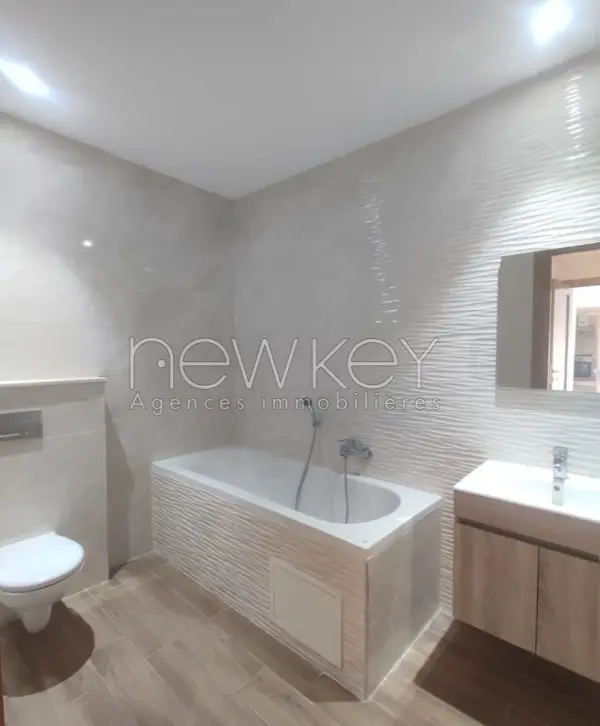 Un Appartement S+2 à louer à La Soukra Près du Parc - 5