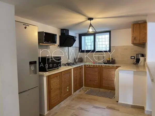 Magnifique rez de jardin S+2 à louer - 7