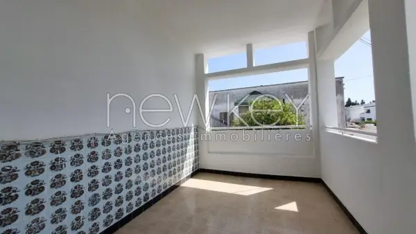 Etage de villa s+5 a la Marsa - 9