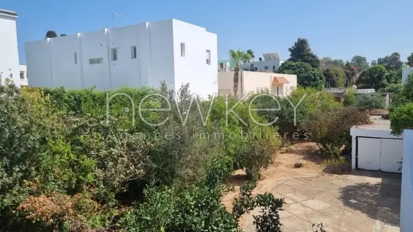 Etage de villa s+5 a la Marsa - 8