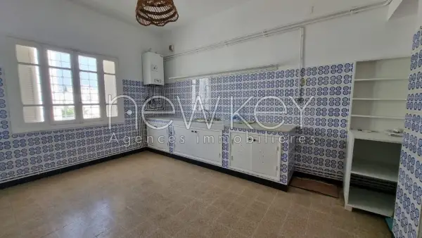 Etage de villa s+5 a la Marsa - 6