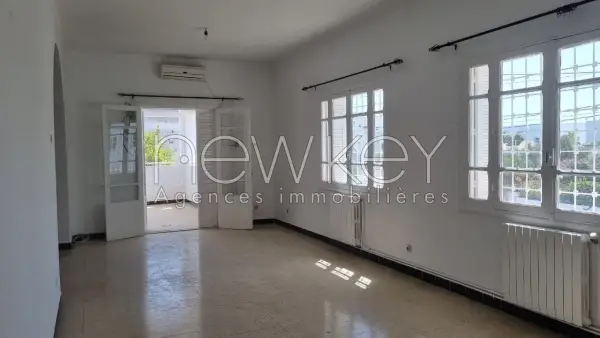Etage de villa s+5 a la Marsa - 5