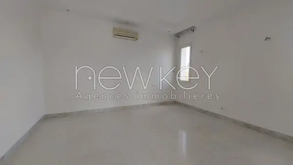 Duplex s+3 au cœur de la marsa - 2