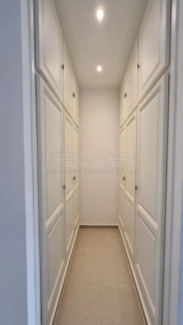 Bel appartement S+3 neuf à la Marsa - 5