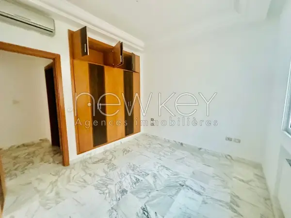 Un Appartement S+1 à louer près du parc à La Soukra - 3