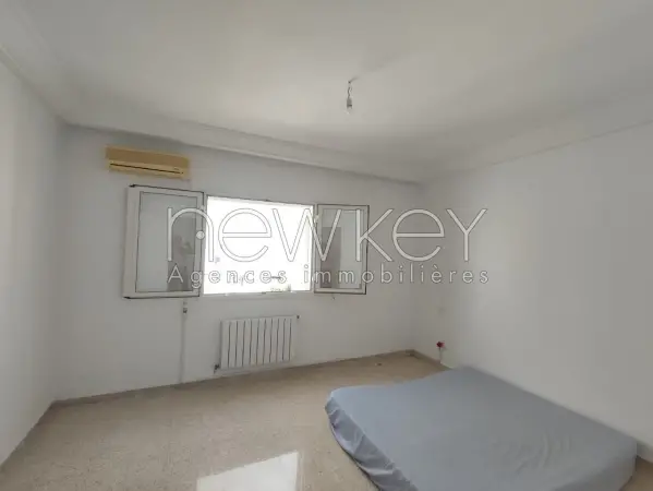 Appartement S+3 à La Soukra - 4