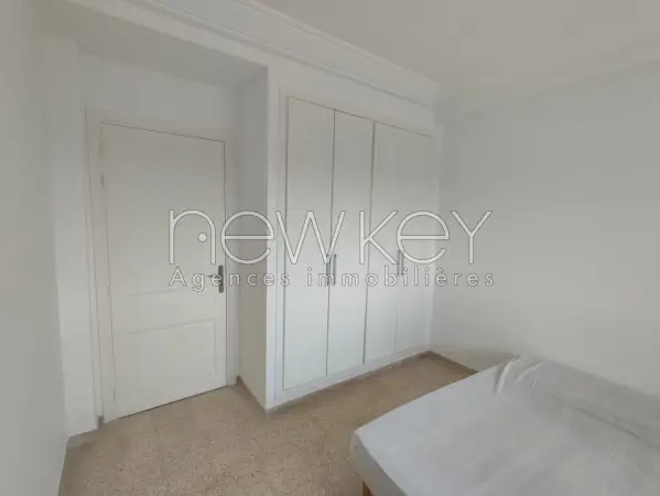 Appartement S+3 à La Soukra - 2