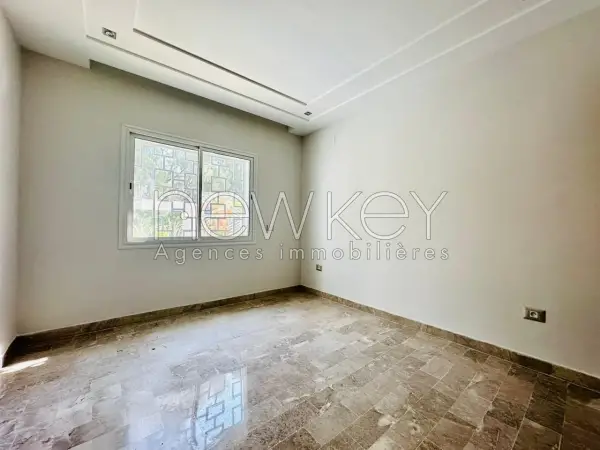 Un Superbe Appartement S+3 avec piscine à La Soukra - 7