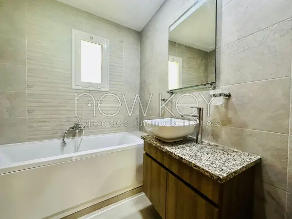 Un Superbe Appartement S+3 avec piscine à La Soukra - 8