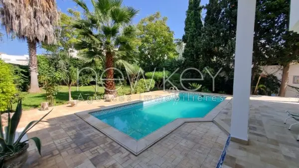 Villa s+5 avec piscine à la Marsa - 13