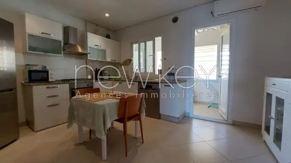 Coquet appartement S+3 à Gammarth - 5