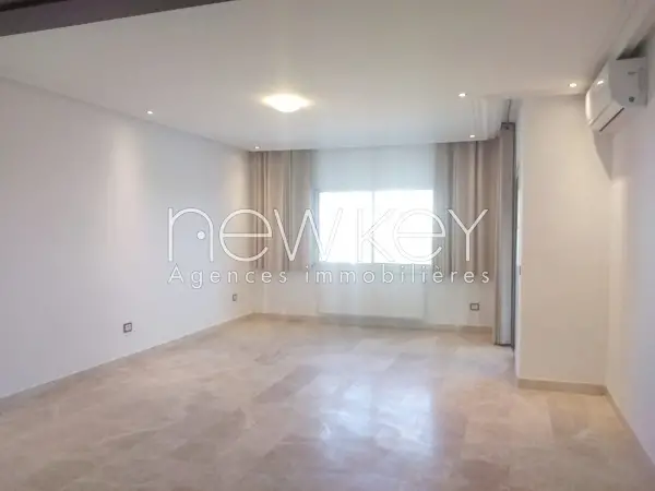 Appartement S4 au dernier étage à louer au Lac 2 - 1
