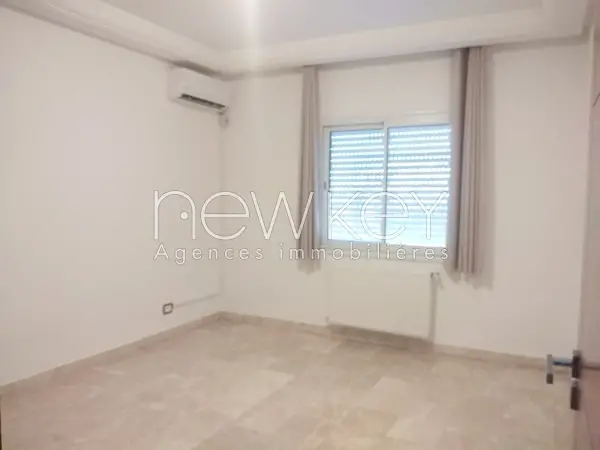Appartement S4 au dernier étage à louer au Lac 2 - 3