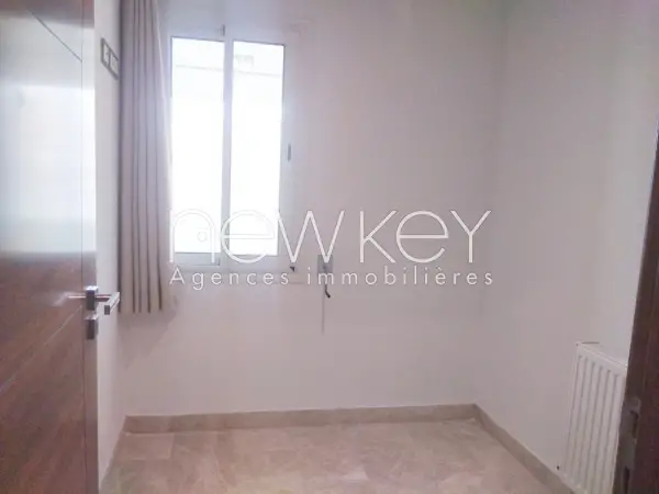 Appartement S4 au dernier étage à louer au Lac 2 - 5