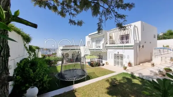 Villa s+5 avec piscine à Gammarth - 17