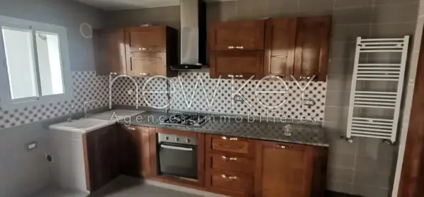 Un Appartement S+3 Neuf à Ain Zaghouan Nord - 2
