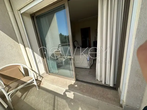 Appartement S3 meublé à vendre avec vue dégagée aux Jardins de Carthage - 2