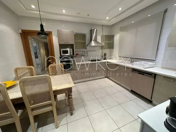 Appartement S3 meublé à vendre avec vue dégagée aux Jardins de Carthage - 6