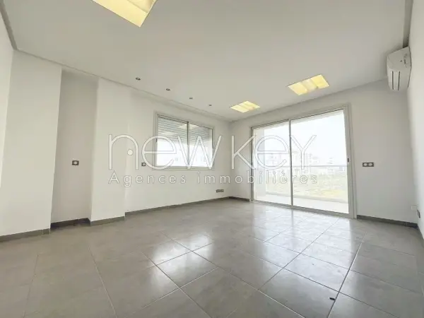 Etage de bureaux à louer aux Berges du lac 2 - 10