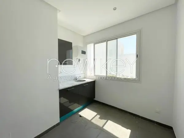 Etage de bureaux à louer aux Berges du lac 2 - 1