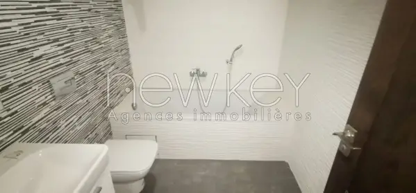Un Appartement S+3 à Ain Zaghouan Nord - 4