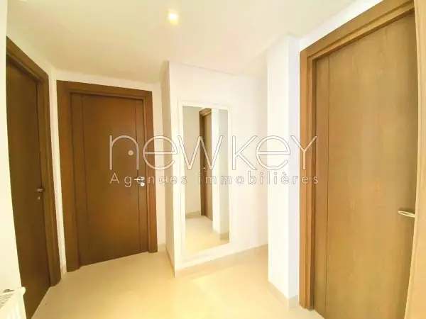 Appartement S2 Spacieux À Vendre Aux Jardins De Carthage - 7