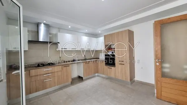 Appartement s+3 à la Marsa - 8