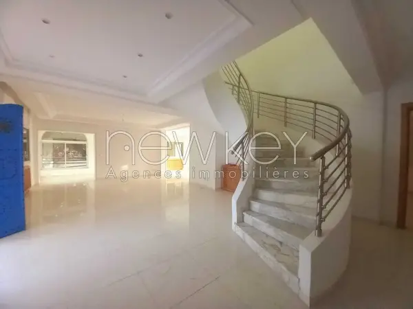 villa s+6 à Gammarth - 3