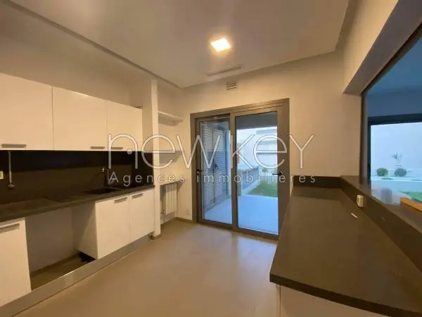 Duplex s+3 à Gammarth - 3