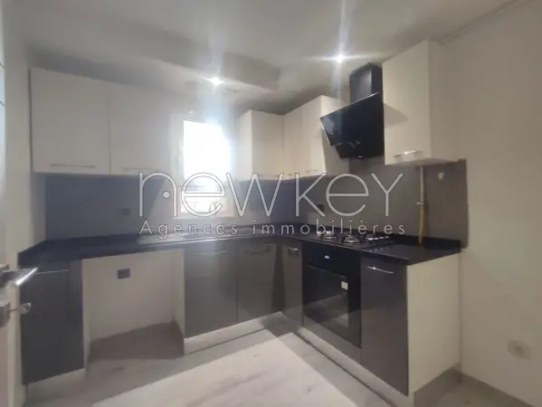 Un Appartement S+1 avec jardin à La Soukra - 1