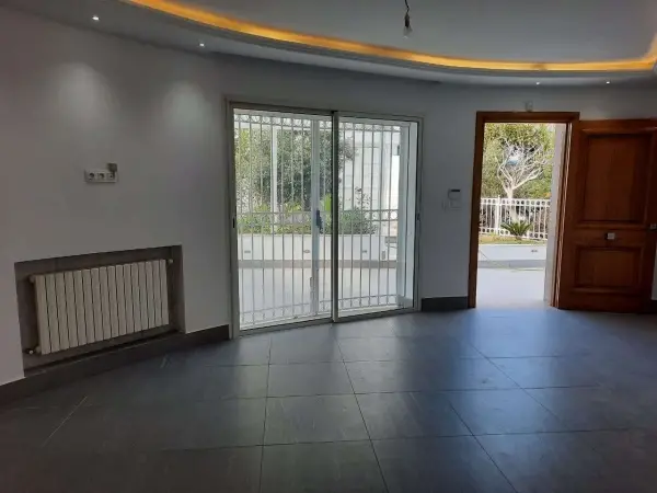Duplex s 3 à Gammarth - 1