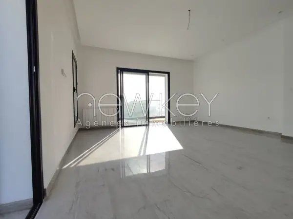 Un Appartement S+2 Neuf à La Soukra - 4
