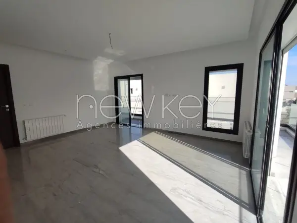 Un Appartement S+2 Neuf à La Soukra - 1