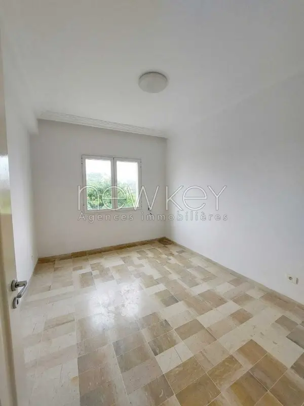 A vendre Triplex S+4 avec jardin - 6