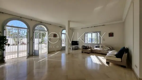 Magnifique Villa S+3 à Carthage - 10