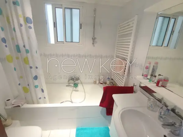 Un Appartement S+2 à vendre Ain Zaghouan nord - 4
