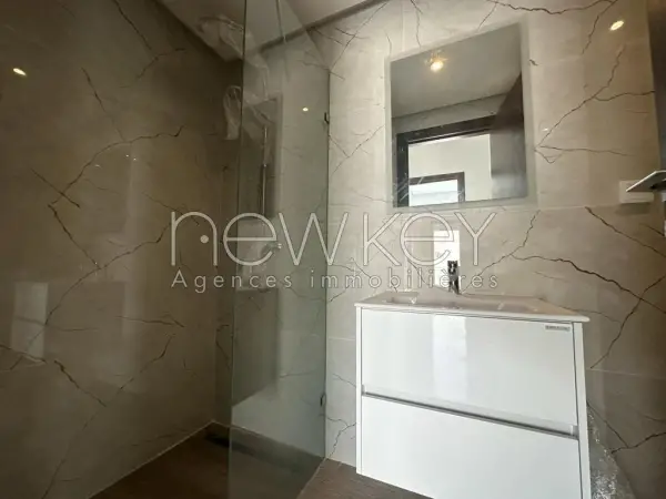 Un Appartement S+2 à louer à La Soukra - 4