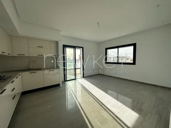 Un Appartement S+2 à louer à La Soukra - 1