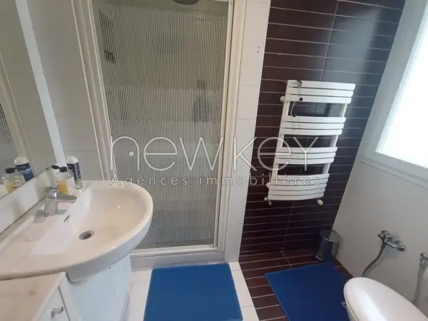 Une Villa S+5 à vendre au Bhar Lazrag - 7