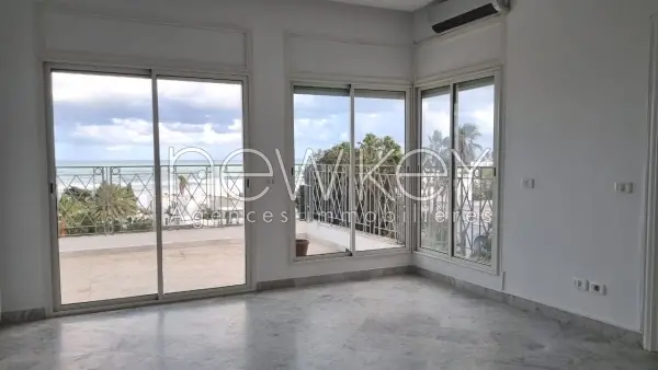 Bel appartement S+3 vue mer à la Marsa - 7