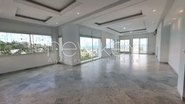Bel appartement S+3 vue mer à la Marsa - 1