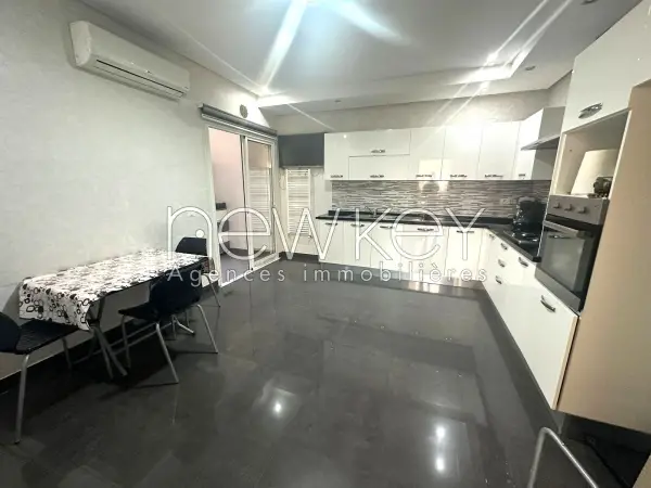 Appartement S4 Spacieux À Vendre Aux Jardins De Carthage - 1