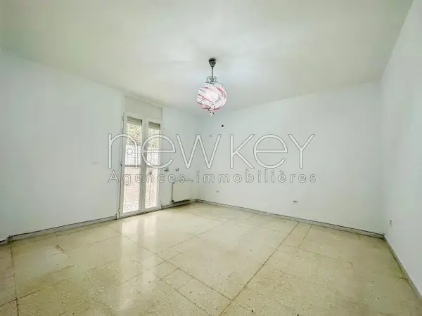 Un Rez-de-chaussée S+2 à louer à La Soukra - 2