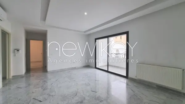 Bel appartement S+2 au cœur de la Marsa - 1