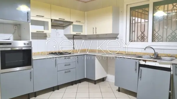 Une villa indépendante à la Marsa - 6