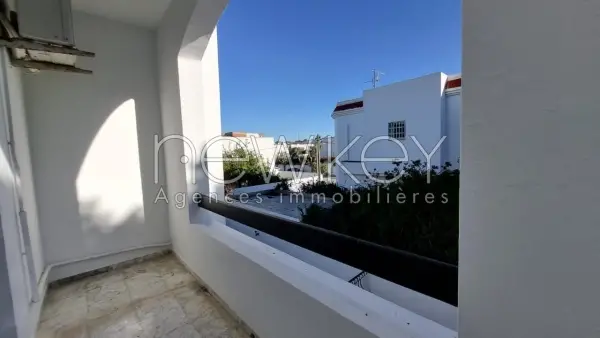 villa s+4 avec piscine à La Marsa - 14