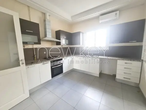 Appartement S2 à Vendre aux Jardin de Carthage - 1