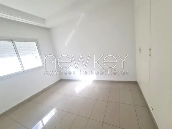 Appartement S2 à Vendre aux Jardin de Carthage - 2